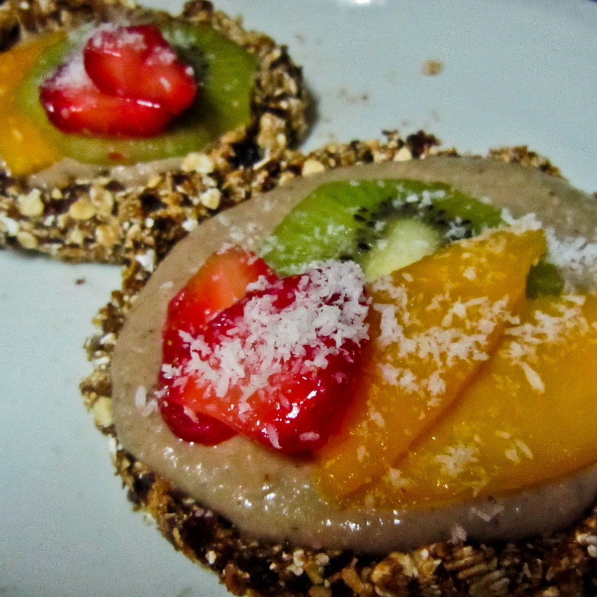 Chai-Spiced Cashew Custard Fruit&nbsp;Tarts
