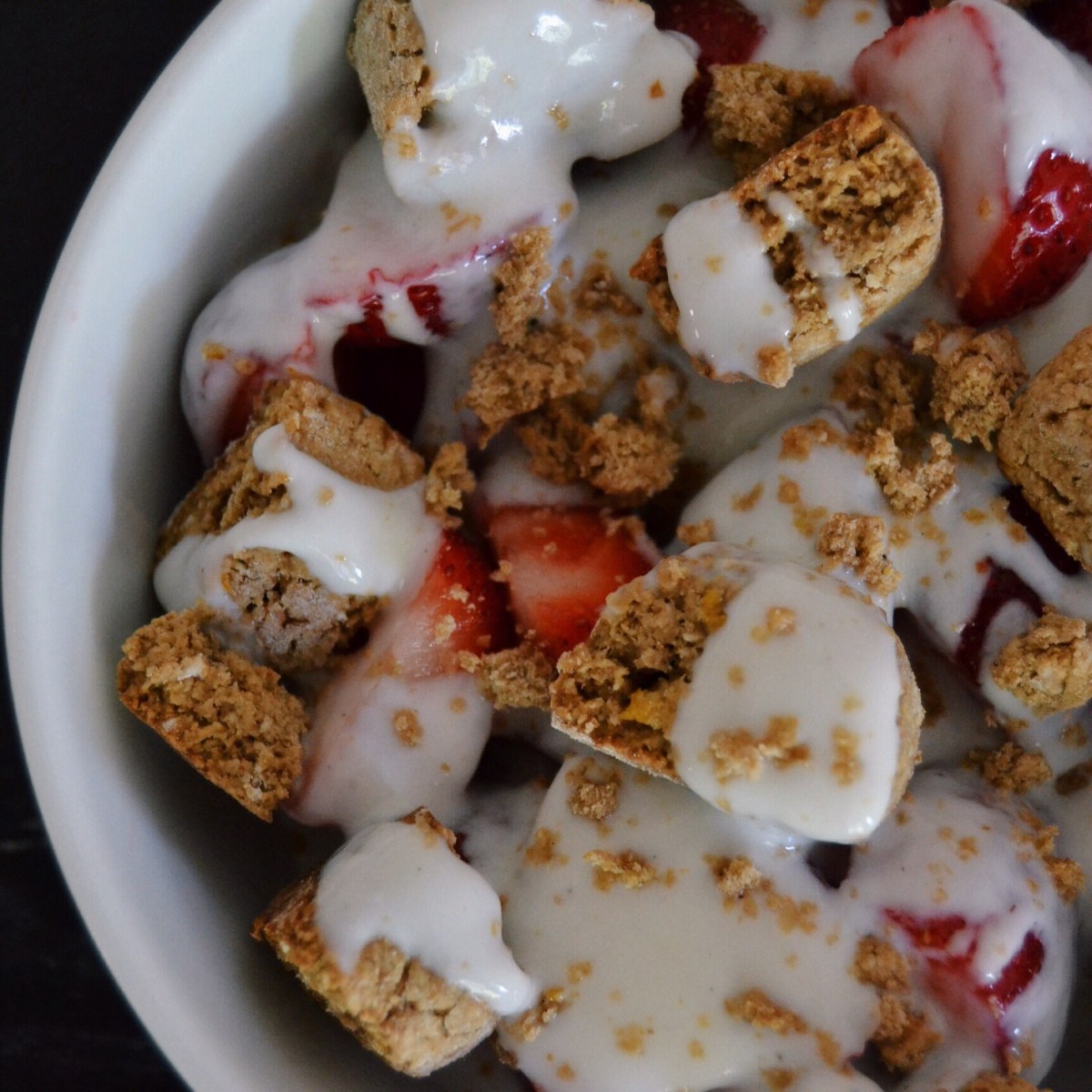 Danish Strawberry Koldskål + Cardamom&nbsp;Kammerjunker